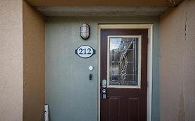 Stunning Townhouse - 3 Bdrm Blue Mountain Village Sauna!